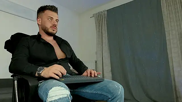 juliusmasters online show from 03-03-25, 08:11