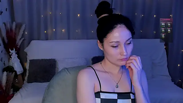 LisaMooore online show from 01-29-25, 02:40