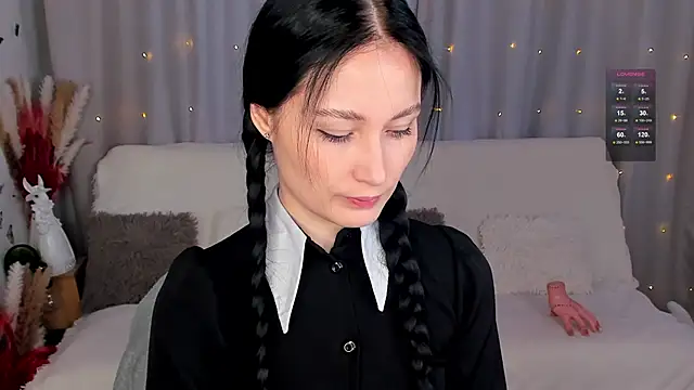 LisaMooore online show from 02-13-25, 12:32