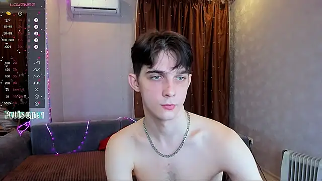 Aaron Boom online show from 02-14-26, 04:48