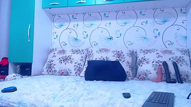 demiemorre online show from 10-11-25, 02:55