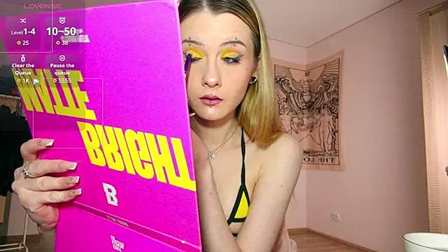 summerhazeee online show from 04-24-26, 06:21