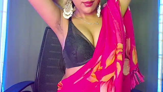 Snapshot of CallMeSima chatting on 03-03-26, 04:57 CallMeSima online show from 03-03-26, 04:57