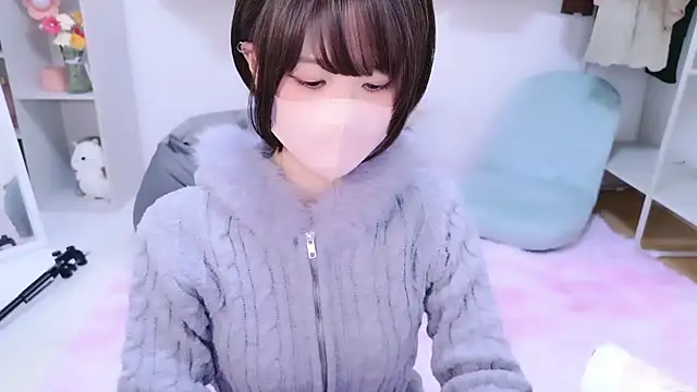 Snapshot of umi_umi_7 chatting on 11-21-25, 08:51 umi umi 7 online show from 11-21-25, 08:51