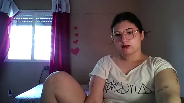 imsohornydacom online show from 02-25-26, 03:54