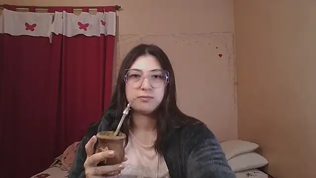 Snapshot of imsohornydacom chatting on 06-16-26, 11:07 imsohornydacom online show from 06-16-26, 11:07