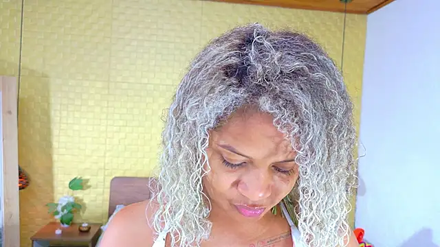 Snapshot of Squirter_pussybomb chatting on 12-07-24, 02:53 Squirter pussybomb online show from 12-07-24, 02:53