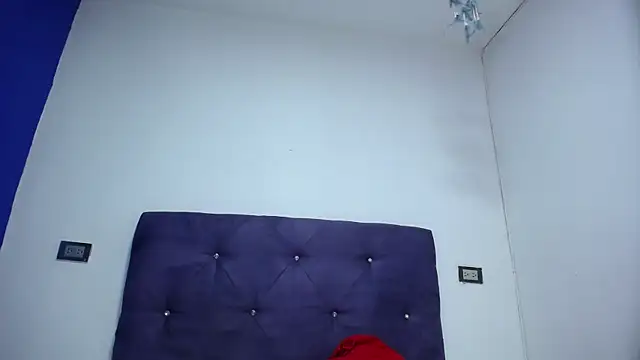 Snapshot of Squirter_pussybomb chatting on 02-28-25, 03:48 Squirter pussybomb online show from 02-28-25, 03:48