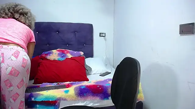 Snapshot of Squirter_pussybomb chatting on 03-06-25, 03:24 Squirter pussybomb online show from 03-06-25, 03:24