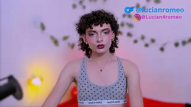 Snapshot of lucianromero chatting on 12-13-24, 02:54 lucianromero online show from 12-13-24, 02:54