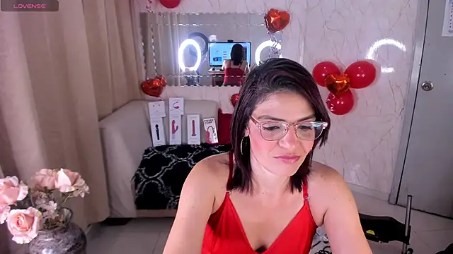 KatteMoss online show from 02-02-25, 03:32