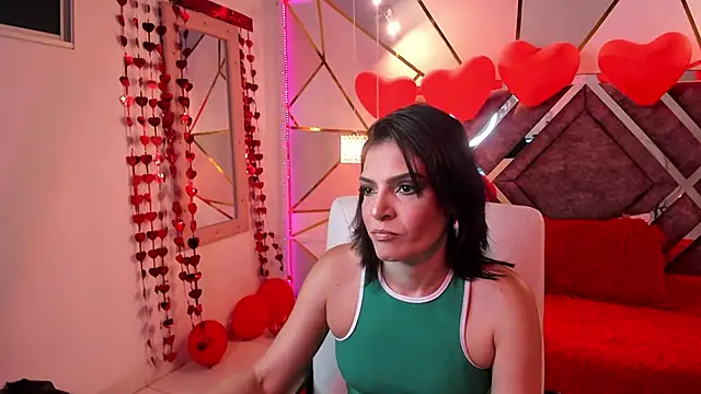 KatteMoss online show from 02-22-25, 04:40