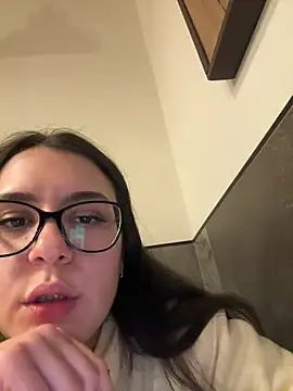 Its Jade online show from 02-04-25, 07:22