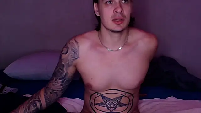 Snapshot of baphomet_from_ice chatting on 10-30-25, 09:48 baphomet from ice online show from 10-30-25, 09:48