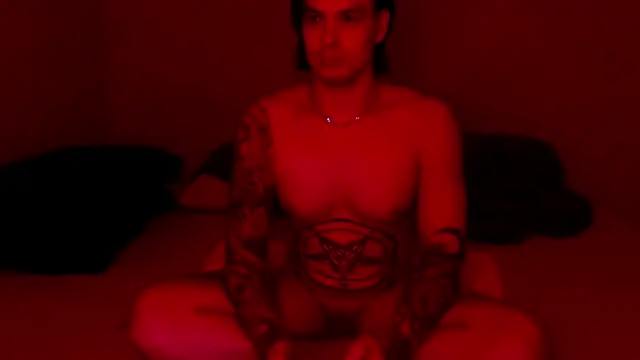 Snapshot of baphomet_from_ice chatting on 11-12-25, 09:32 baphomet from ice online show from 11-12-25, 09:32