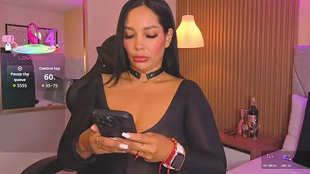 Dakota diaz  online show from 11-27-25, 08:33