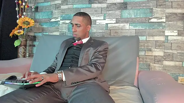 Paolo johnson online show from 10-01-25, 05:24