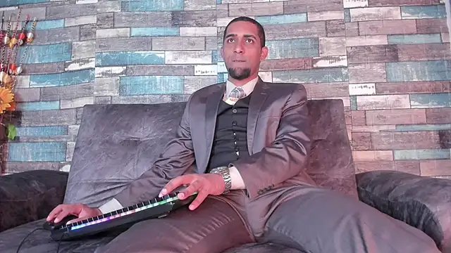 Paolo johnson online show from 11-14-25, 11:53