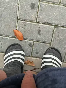 Snapshot of DurableFog chatting on 11-10-25, 08:24 DurableFog online show from 11-10-25, 08:24