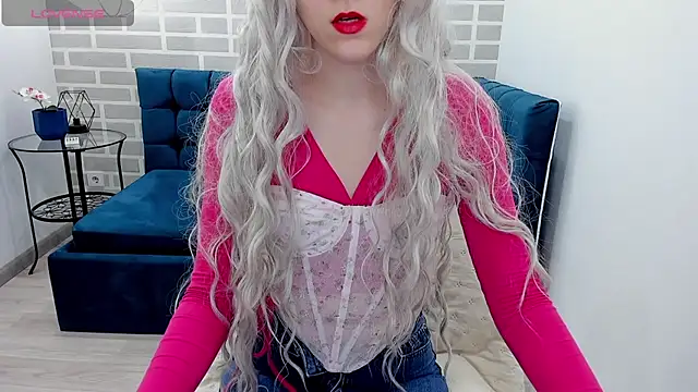 VanillaKelly online show from 11-17-25, 01:00