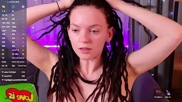 Snapshot of CoreyJane chatting on 03-02-25, 07:43 CoreyJane online show from 03-02-25, 07:43