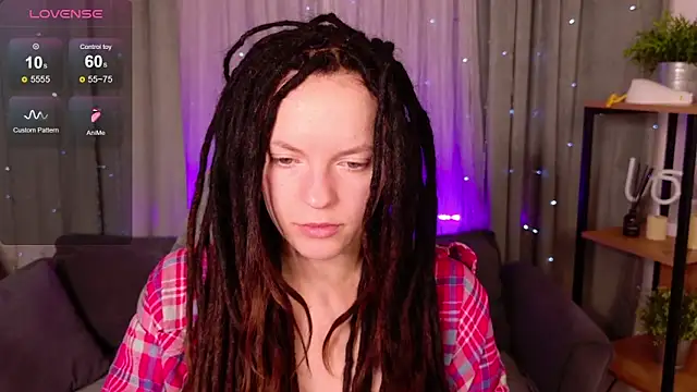 Snapshot of CoreyJane chatting on 11-20-25, 04:34 CoreyJane online show from 11-20-25, 04:34