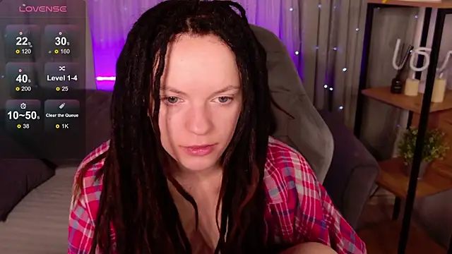 Snapshot of CoreyJane chatting on 11-21-25, 05:06 CoreyJane online show from 11-21-25, 05:06