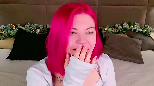 Lisa Adam online show from 12-15-24, 04:07