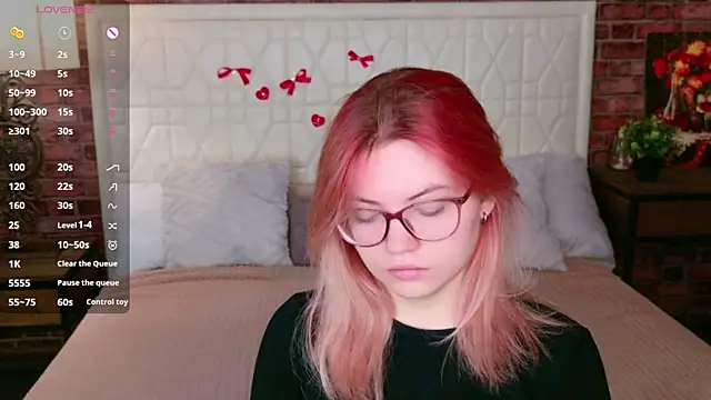 Lisa Adam online show from 04-09-26, 04:01