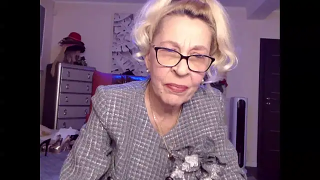 HornyMilf 555 online show from 10-06-25, 01:08