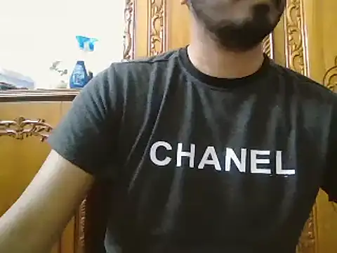 Snapshot of desiboyasif chatting on 02-06-25, 05:09 desiboyasif online show from 02-06-25, 05:09