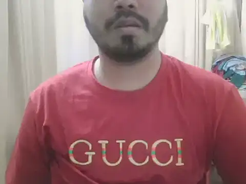 Snapshot of desiboyasif chatting on 09-12-25, 05:13 desiboyasif online show from 09-12-25, 05:13