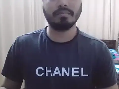 Snapshot of desiboyasif chatting on 11-28-25, 06:10 desiboyasif online show from 11-28-25, 06:10