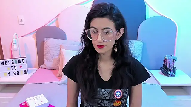 SophieGomez22 online show from 03-06-25, 11:25