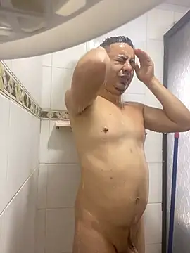 DanielGomez9 online show from 01-04-25, 12:16