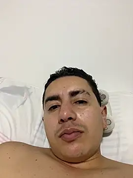 DanielGomez9 online show from 02-20-25, 05:33