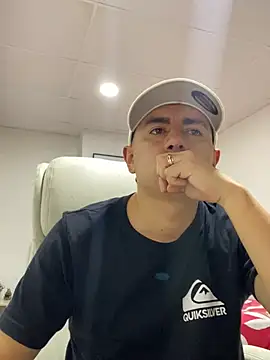 DanielGomez9 online show from 03-04-25, 11:11