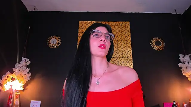 Snapshot of caro_lyne_ chatting on 03-05-25, 02:01 caro lyne  online show from 03-05-25, 02:01