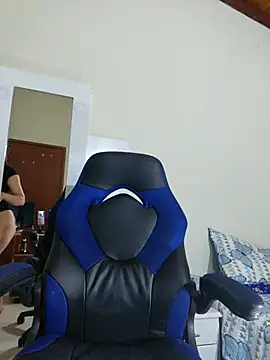 Snapshot of anny_vittar chatting on 10-05-25, 05:17 anny vittar online show from 10-05-25, 05:17