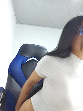 anny vittar online show from 04-14-26, 05:24