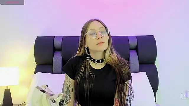 Siouxsie cenobite online show from 01-17-25, 10:55