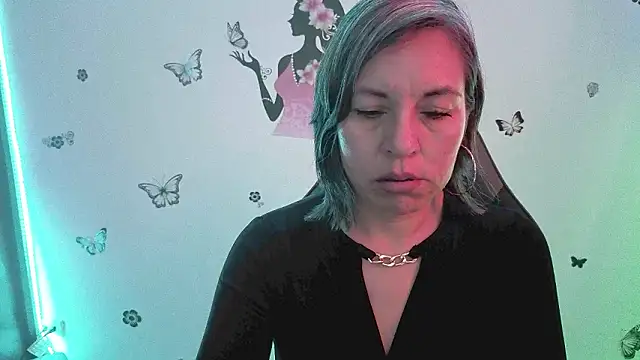 Lady breaks hearts online show from 03-27-26, 12:27