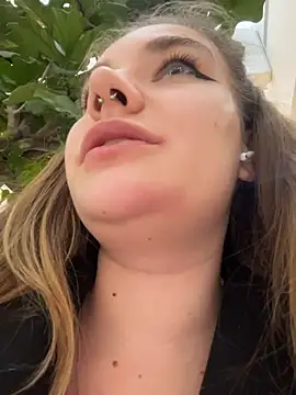 Holy Tereza online show from 03-04-26, 03:18