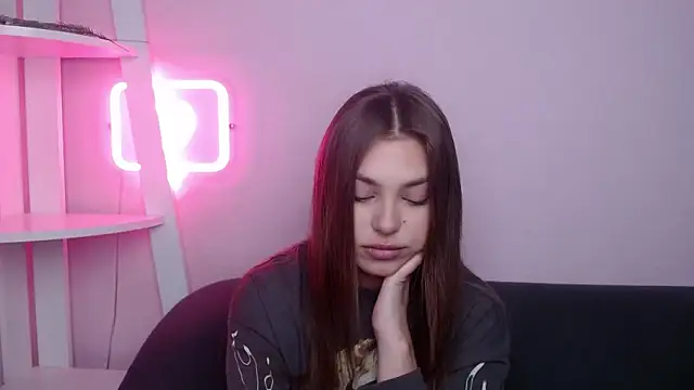 MilanaAngelAs online show from 04-06-26, 07:37