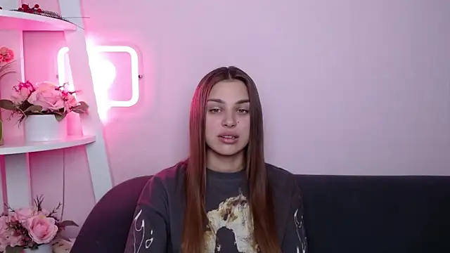 MilanaAngelAs online show from 04-21-26, 07:39