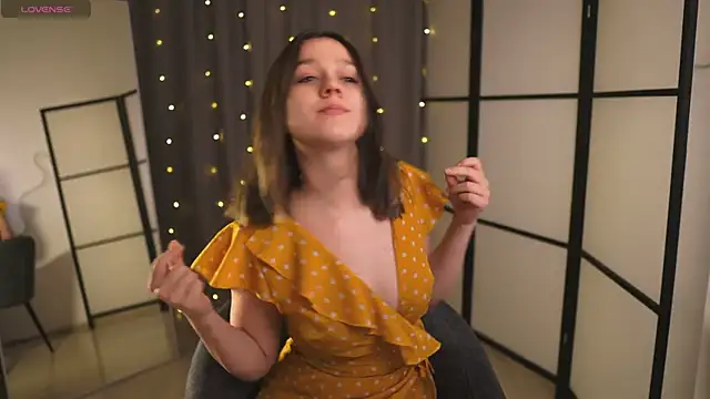 Addelin Moon online show from 02-01-25, 04:22