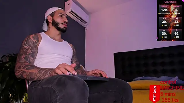 Snapshot of Matt_Ferrer chatting on 09-10-25, 08:31 Matt Ferrer online show from 09-10-25, 08:31