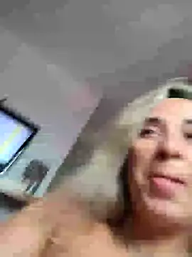 Snapshot of annamell chatting on 01-06-25, 10:35 annamell online show from 01-06-25, 10:35