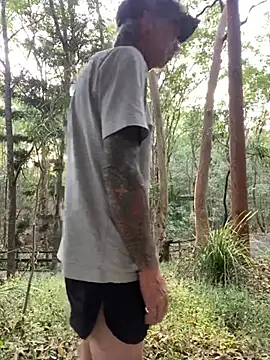 hhhorniee online show from 02-14-25, 07:38