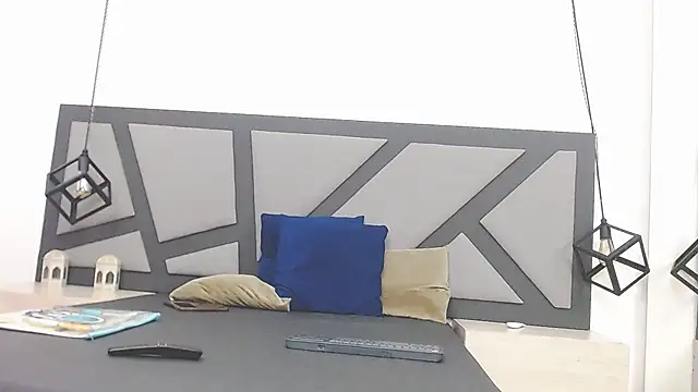 Snapshot of chanel_grant chatting on 10-29-25, 08:54 chanel grant online show from 10-29-25, 08:54